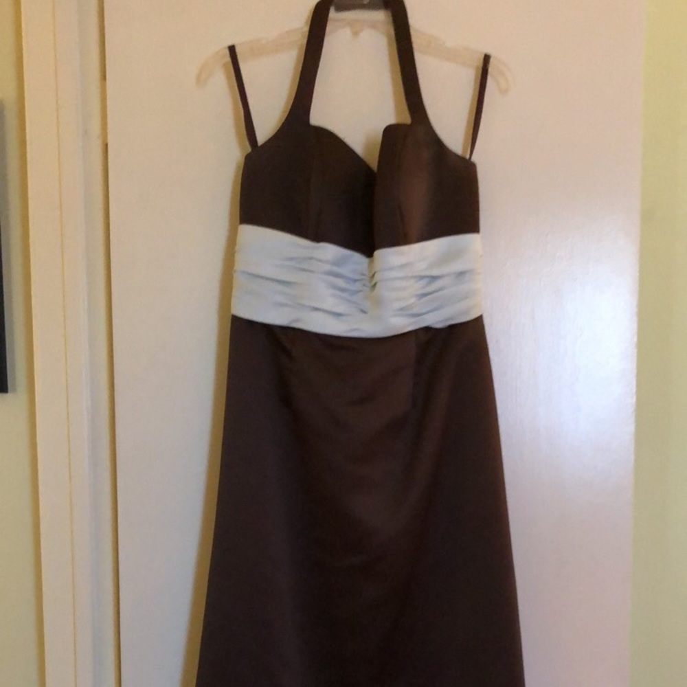 Classy Gown - image 1